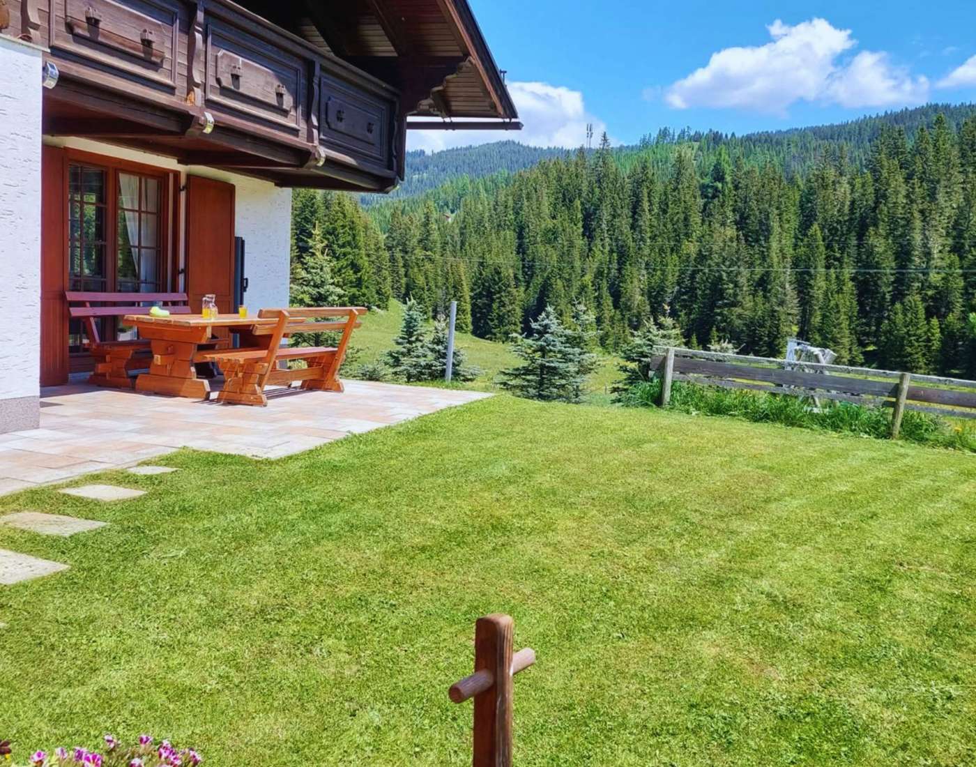 Almhuette-Mirnig-Urlaub-auf-der-Alm-in-Kaernten-Almhuette-mieten-Almhaus-mit-grossem-Garten-und-Sauna-und-Spielplatz-Home-Galerie-Foto-14