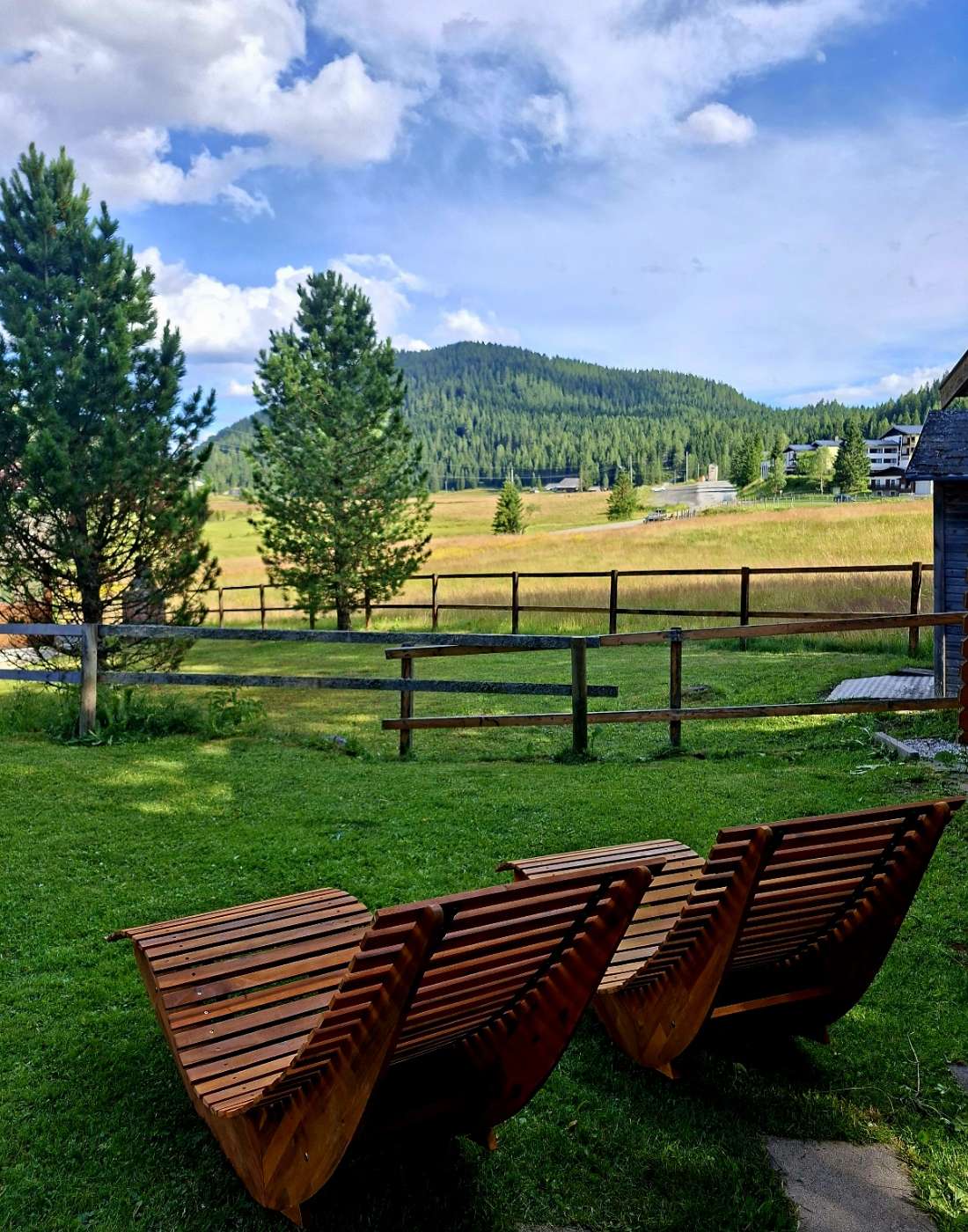 Almhuette-Mirnig-Urlaub-auf-der-Alm-in-Kaernten-Almhuette-mieten-Almhaus-mit-grossem-Garten-und-Sauna-und-Spielplatz-Home-Galerie-Foto-4
